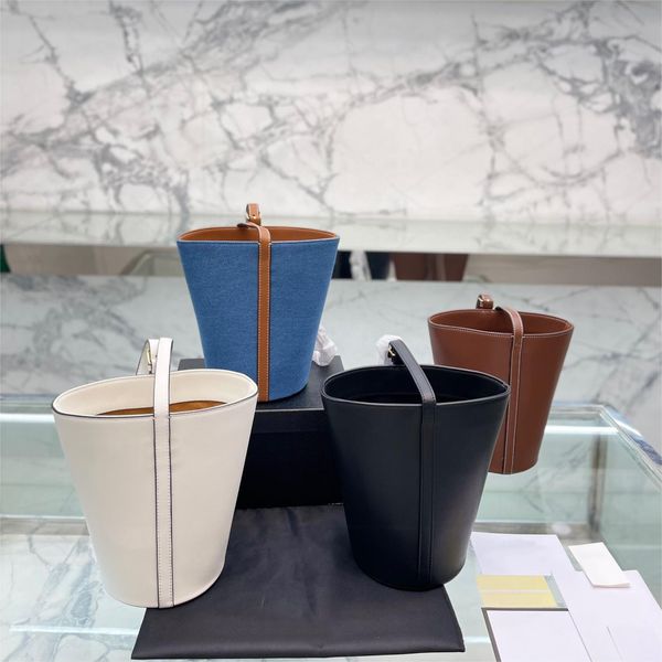 designer luxury women the tote bag fashion versatile handbags shoulder crossbody bags purse telfars totes large capacity saddle wallets 7a k
designer luxury women the tote bag fashion versatile handbags shoulder crossbody bags purse telfars totes large capacity saddle wallets 7a k