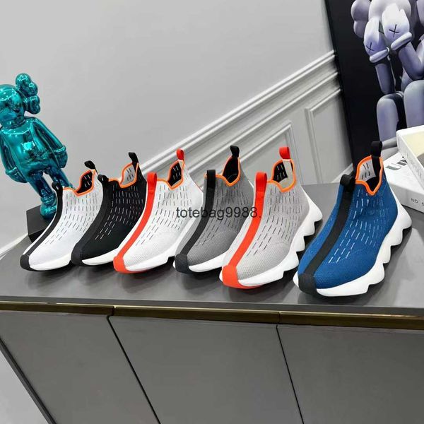 2022 fashion brands women sneakers orange casual shoes sporty style runner mesh knitting breathable casuals technical fabric luxury designer, Black
2022 fashion brands women sneakers orange casual shoes sporty style runner mesh knitting breathable casuals technical fabric luxury designer, Black