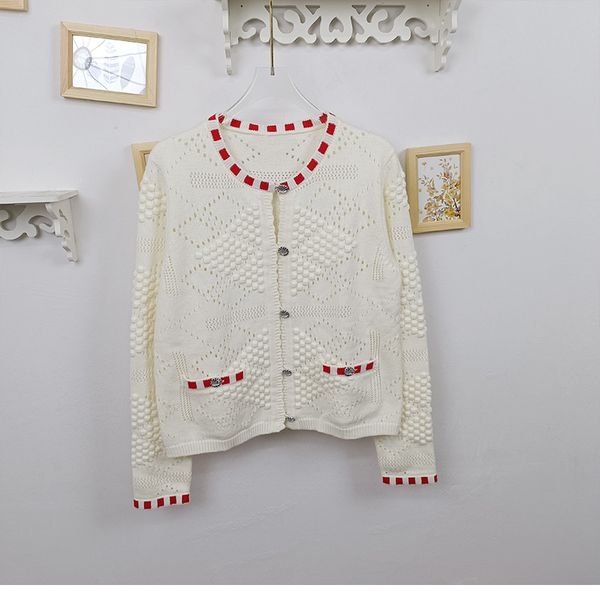 1220 xl 2023 autumn sweaters women's cardigan crew neck long sleeve brand same style women's xue, White;black
1220 xl 2023 autumn sweaters women's cardigan crew neck long sleeve brand same style women's xue, White;black