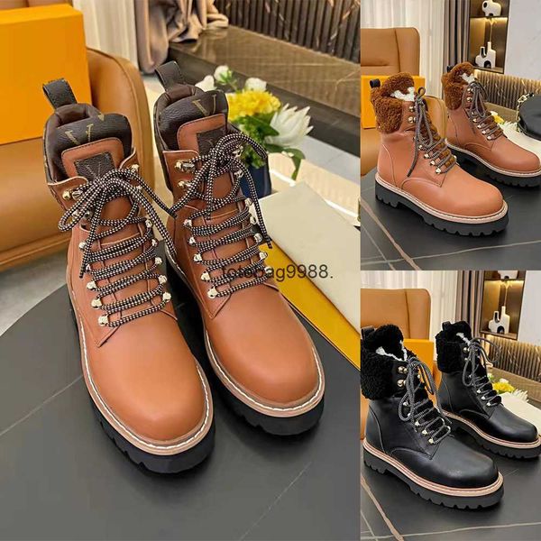 women 's boots martin boots high heels luxury laureate winter desert chunky heel cowhide booties 35-41, Black
women 's boots martin boots high heels luxury laureate winter desert chunky heel cowhide booties 35-41, Black