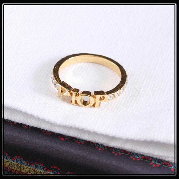 fashion brand designer gold letter band rings bague for lady women party wedding lovers gift engagement jewelry with box308412211221, Silver
fashion brand designer gold letter band rings bague for lady women party wedding lovers gift engagement jewelry with box308412211221, Silver