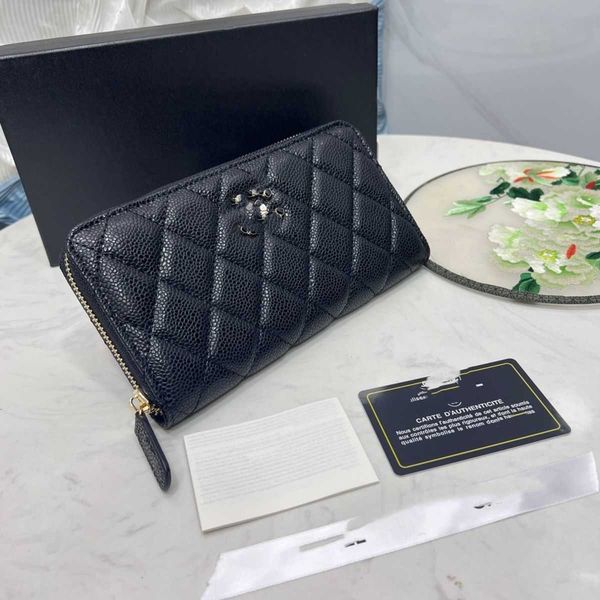 brand designer brand wallets card bag 2023 new women's fashion texture purse multi-functional portable everything zipper wallet factory, Red;black
brand designer brand wallets card bag 2023 new women's fashion texture purse multi-functional portable everything zipper wallet factory, Red;black