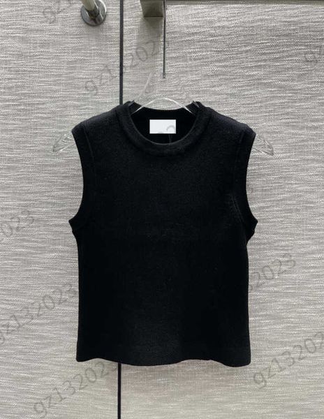 womens sweaters thread round neck sleeveless pullover knitted vest solid color slim designed casual joker knitwear fashion brand women cloth, White;black
womens sweaters thread round neck sleeveless pullover knitted vest solid color slim designed casual joker knitwear fashion brand women cloth, White;black