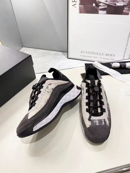 2023 designer luxury shoes men women reflective sneakers genuine leather sneakers party velvet calfskin mixed fiber casual shoe 35-46 with b, Black
2023 designer luxury shoes men women reflective sneakers genuine leather sneakers party velvet calfskin mixed fiber casual shoe 35-46 with b, Black