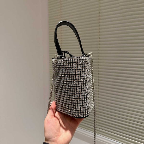 luxurys designer bag totes shoulder crossbody handbags quality tote bag women fashion clutch diamond chain bags ladies purse handbag wallet
luxurys designer bag totes shoulder crossbody handbags quality tote bag women fashion clutch diamond chain bags ladies purse handbag wallet