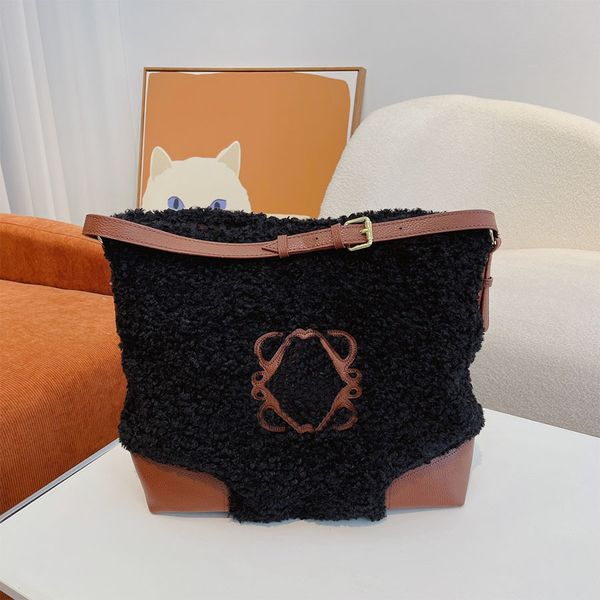 22ss Winter Teddy Fashion Tote Bag Luxury Designer Women Handbags Crossbody Large Capacity Three Colors, Blue
22ss Winter Teddy Fashion Tote Bag Luxury Designer Women Handbags Crossbody Large Capacity Three Colors, Blue