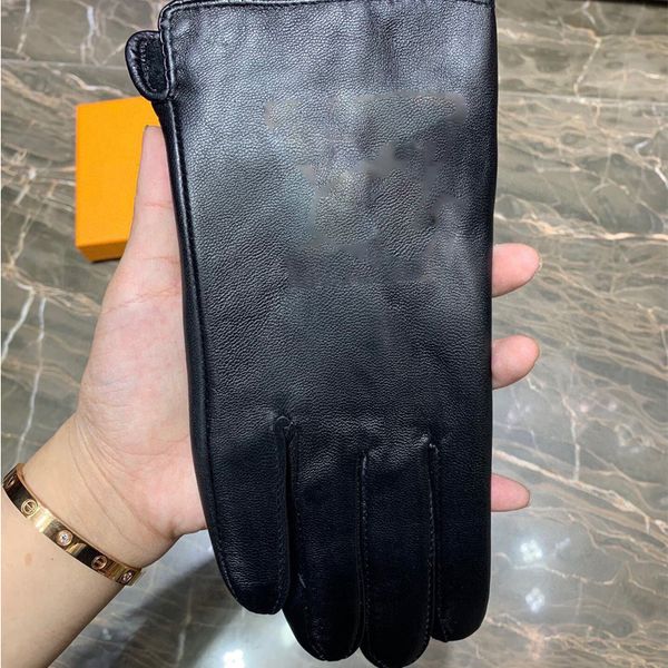 five fingers gloves women' glove women genuine sheepskin leather winter elegant fashion wrist drive thermal mittensleathers gifts inte, Blue;gray
five fingers gloves women' glove women genuine sheepskin leather winter elegant fashion wrist drive thermal mittensleathers gifts inte, Blue;gray