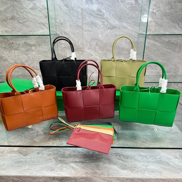 designer women arcos intreccio weave tote bag italy luxury brand b nappa leather shopping bags lady large capacity green basket totes handba
designer women arcos intreccio weave tote bag italy luxury brand b nappa leather shopping bags lady large capacity green basket totes handba