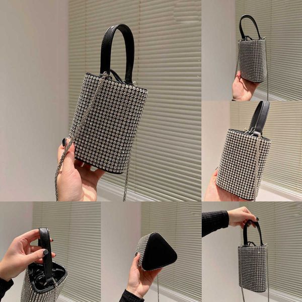 evening bags totes luxurys designer bag shoulder crossbody handbags quality tote women fashion clutch wan diamond chain s ladies purse handb
evening bags totes luxurys designer bag shoulder crossbody handbags quality tote women fashion clutch wan diamond chain s ladies purse handb