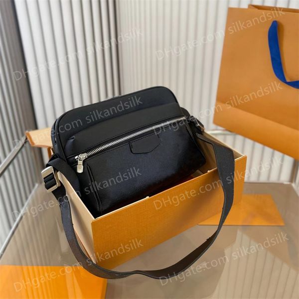 designer printed mens crossbody bags luxury 20ss messenger bag european and american fashion shoulder bags vintage black briefcase with oran
designer printed mens crossbody bags luxury 20ss messenger bag european and american fashion shoulder bags vintage black briefcase with oran
