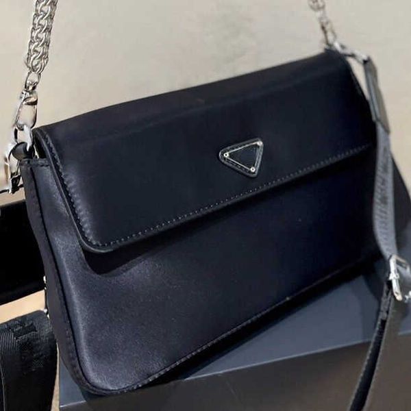 luxury designer shoulder bag handbags crossbody bags tote 2023 new women's fashion texture leather portable messenger bag gift box pack
luxury designer shoulder bag handbags crossbody bags tote 2023 new women's fashion texture leather portable messenger bag gift box pack