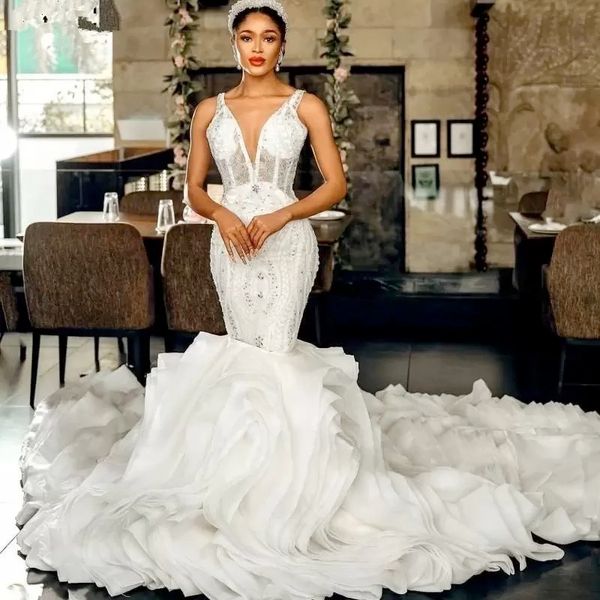 luxury mermaid wedding dresses with major beads deep v neck custom made bridal dress ruffles bottom vestido de noiva, White
luxury mermaid wedding dresses with major beads deep v neck custom made bridal dress ruffles bottom vestido de noiva, White