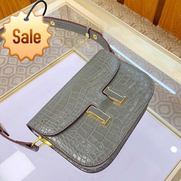 luxury designer shoulder bags crossbody bag 2023 new fashion women's texture leather one shoulder small square bag gift box packaging f
luxury designer shoulder bags crossbody bag 2023 new fashion women's texture leather one shoulder small square bag gift box packaging f
