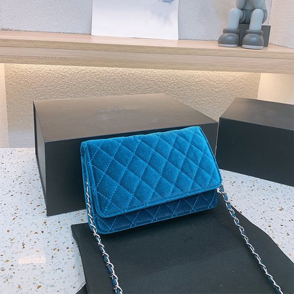 fashion designer bags velvet handbag messenger bag shoulder luxury card holder lady wallets purses women chain crossbody handbags wallet lux
fashion designer bags velvet handbag messenger bag shoulder luxury card holder lady wallets purses women chain crossbody handbags wallet lux