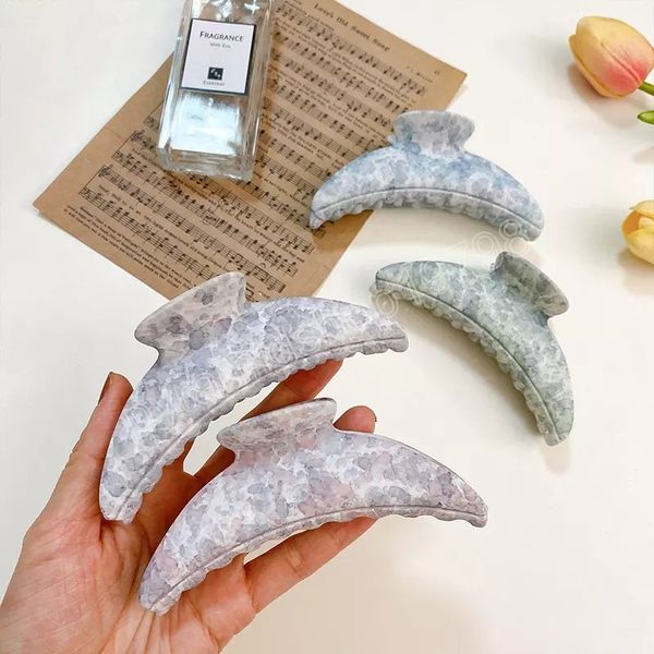 korean vintage style 11.2cm large hair clip claw crescent-shaped plastlic clamps women hair accessories headwear, Slivery;white
korean vintage style 11.2cm large hair clip claw crescent-shaped plastlic clamps women hair accessories headwear, Slivery;white