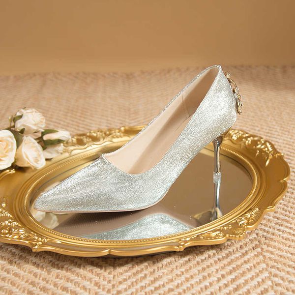 dress shoes silver metal flower decoration 7cm high heels 5cm high heels for women zapatos de mujer tacon medio elegantes high heels women 2, Black
dress shoes silver metal flower decoration 7cm high heels 5cm high heels for women zapatos de mujer tacon medio elegantes high heels women 2, Black