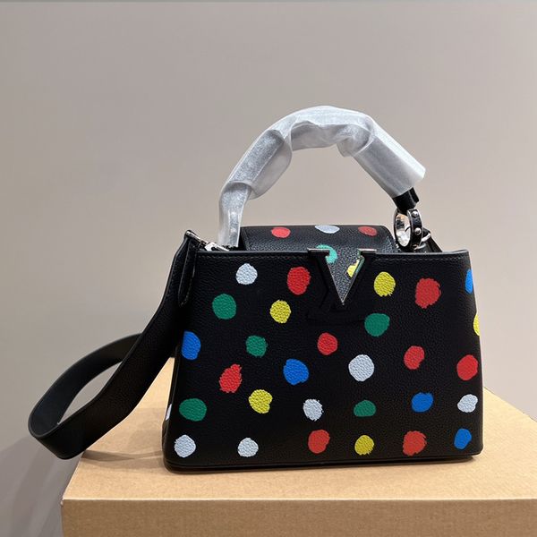 hh twist graffiti totes denim epi leather designer women shoulder bags v lock flap chain handbags twists woman crossbody bag lady pochette t
hh twist graffiti totes denim epi leather designer women shoulder bags v lock flap chain handbags twists woman crossbody bag lady pochette t