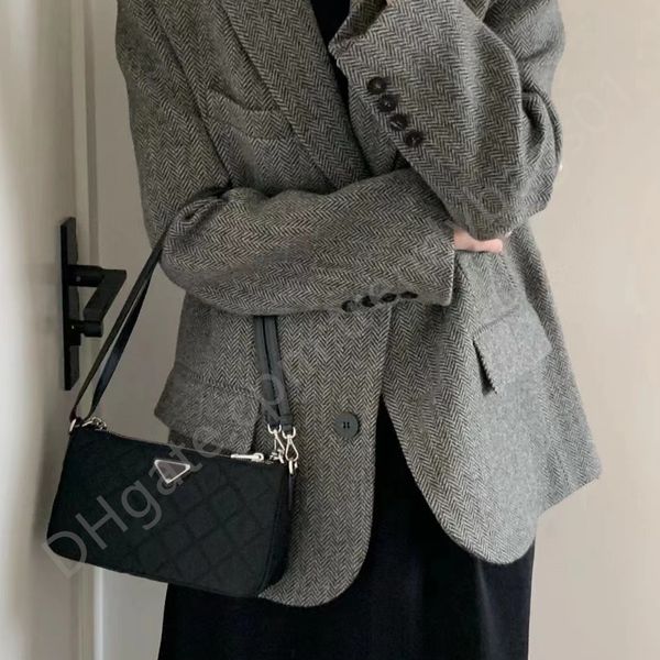 designer luxury carryall bag shoulder bags armpit metal chain tote purses handbag wallets designers woman casual versatile good nice fashion
designer luxury carryall bag shoulder bags armpit metal chain tote purses handbag wallets designers woman casual versatile good nice fashion
