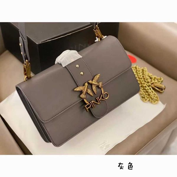 designer pinkoo bags autumn and winter 2022 new swallow flying bird badge bacchus classic one shoulder crossbody chain leather womens have l
designer pinkoo bags autumn and winter 2022 new swallow flying bird badge bacchus classic one shoulder crossbody chain leather womens have l