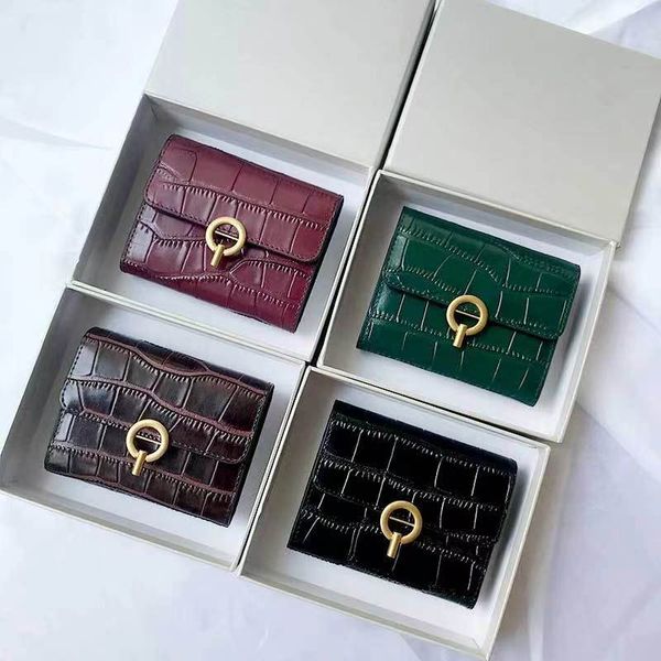 fashion women's purse new retro styles alligator purse short style simple card bag, Red;black
fashion women's purse new retro styles alligator purse short style simple card bag, Red;black
