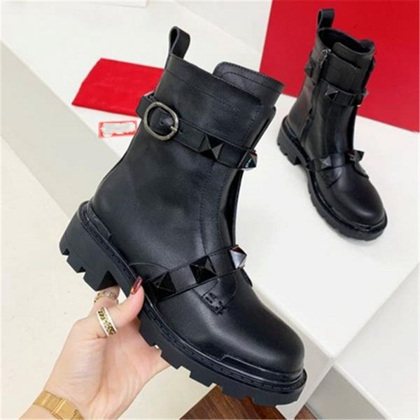 winter boots fashion valentinoity women vintage decorative leather cotton cloth wool warm keeping high heel thick sole snow flat socks shoes, Black
winter boots fashion valentinoity women vintage decorative leather cotton cloth wool warm keeping high heel thick sole snow flat socks shoes, Black