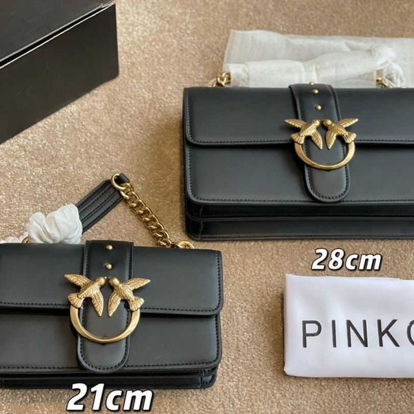 designer pinkoo bags small ck swallow women 2022 new fashion chain embossed womens double flying birds one shoulder handheld crossbody girl
designer pinkoo bags small ck swallow women 2022 new fashion chain embossed womens double flying birds one shoulder handheld crossbody girl