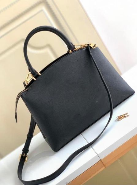 handbag women luxurys designers bags 2022 4-color casual travel ribbon tote bag pu material fashion shoulder bags wallet
handbag women luxurys designers bags 2022 4-color casual travel ribbon tote bag pu material fashion shoulder bags wallet