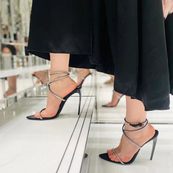 new sandals black leather sandals rhinestone-encrusted strap spool heels sky-high heel for 11mm women summer luxury designers shoes party he
new sandals black leather sandals rhinestone-encrusted strap spool heels sky-high heel for 11mm women summer luxury designers shoes party he