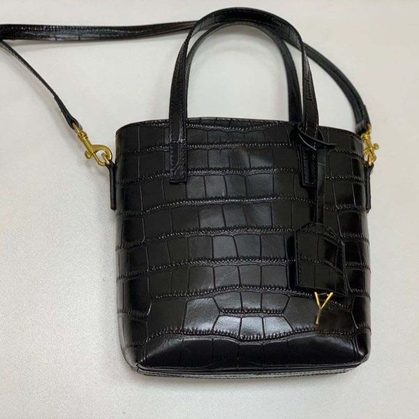 luxury mini bucket bag vertical women handbags crossbody bags gold hardware pendant small shoulder tote bags purse genuine leather large cap
luxury mini bucket bag vertical women handbags crossbody bags gold hardware pendant small shoulder tote bags purse genuine leather large cap
