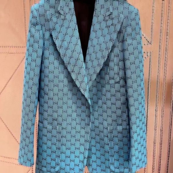 b100 women's designer blazers clothing with full letters 2022 spring new released, White;black 
b100 women's designer blazers clothing with full letters 2022 spring new released, White;black