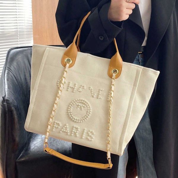 luxury fashion women's beach bags brand ch canvas handbag designers classic female backpack large capacity evening bag small packs big
luxury fashion women's beach bags brand ch canvas handbag designers classic female backpack large capacity evening bag small packs big