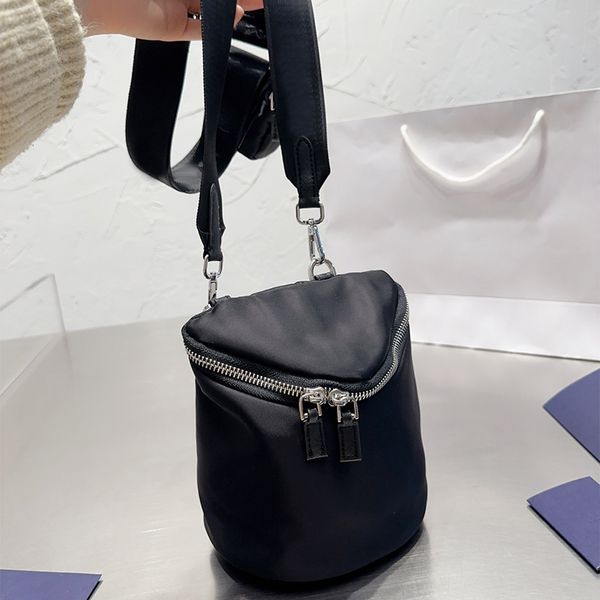 designer classic bucket bag for women fashion women shoulder bags tote handbag lady purse messenger bag plain tote
designer classic bucket bag for women fashion women shoulder bags tote handbag lady purse messenger bag plain tote