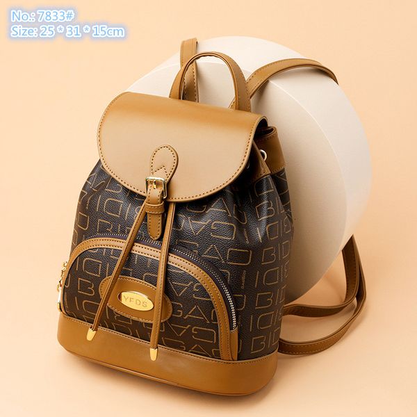 wholesale factory ladies shoulder bag 5 color classic contrast leather backpacks college wind printing leisure travel backpack sweet lady zi
wholesale factory ladies shoulder bag 5 color classic contrast leather backpacks college wind printing leisure travel backpack sweet lady zi