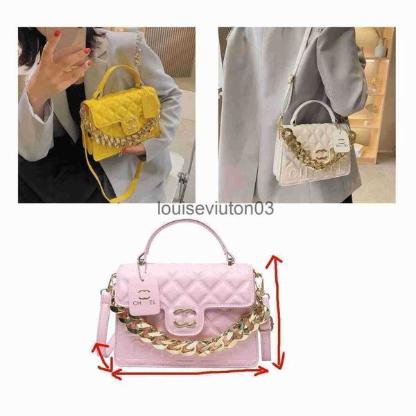 designer channel bag tote shoulder handbag casual fashion luxurious mens womans chain messenger portable small square leather makeup bag
designer channel bag tote shoulder handbag casual fashion luxurious mens womans chain messenger portable small square leather makeup bag