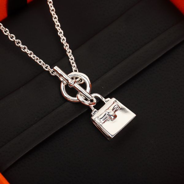 kelly amulette necklace new in luxury fine jewelry chain necklace for womens pendant k gold heart designer brand, Silver
kelly amulette necklace new in luxury fine jewelry chain necklace for womens pendant k gold heart designer brand, Silver