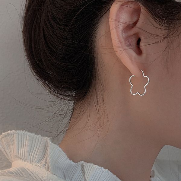 10pair fashion exaggerated hollow flower ear studs for women girls aesthetic jewelry, Golden;silver
10pair fashion exaggerated hollow flower ear studs for women girls aesthetic jewelry, Golden;silver