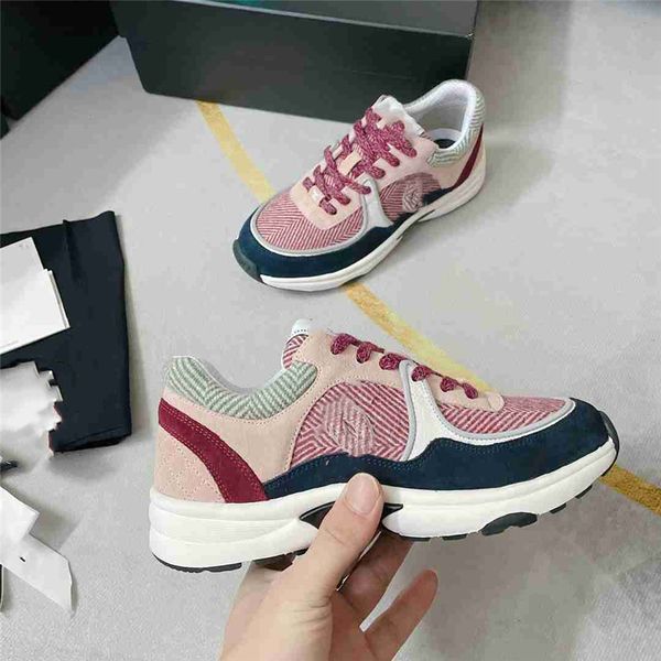 luxury design bowling shoes channel 2023 fashionable men and women leather canvas letter logo casual outdoor sports running shoes 04-012
luxury design bowling shoes channel 2023 fashionable men and women leather canvas letter logo casual outdoor sports running shoes 04-012