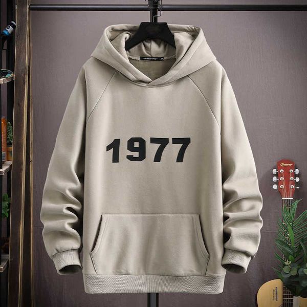 designer luxury 1977 classic fashion trend loose versatile comfort winter high street hooded men's sweater thickened hiphop long sleeve, Black
designer luxury 1977 classic fashion trend loose versatile comfort winter high street hooded men's sweater thickened hiphop long sleeve, Black