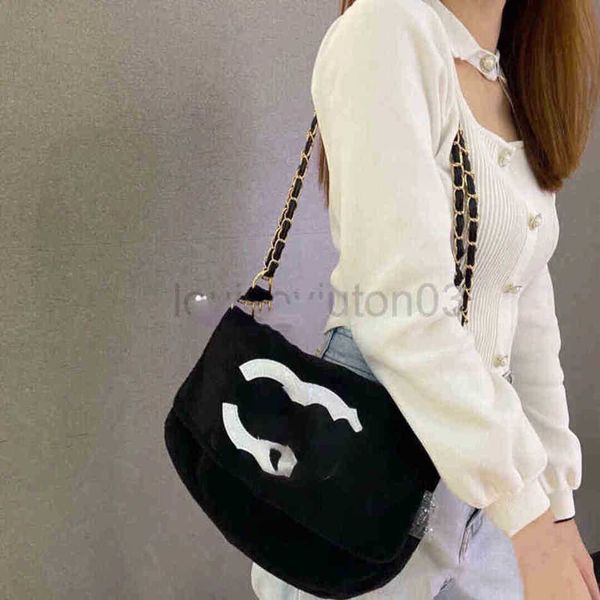 designer channel bag handbag man woman lovers luxurious fashion velvet single shoulder postman large capacity chain armpit student messenger
designer channel bag handbag man woman lovers luxurious fashion velvet single shoulder postman large capacity chain armpit student messenger