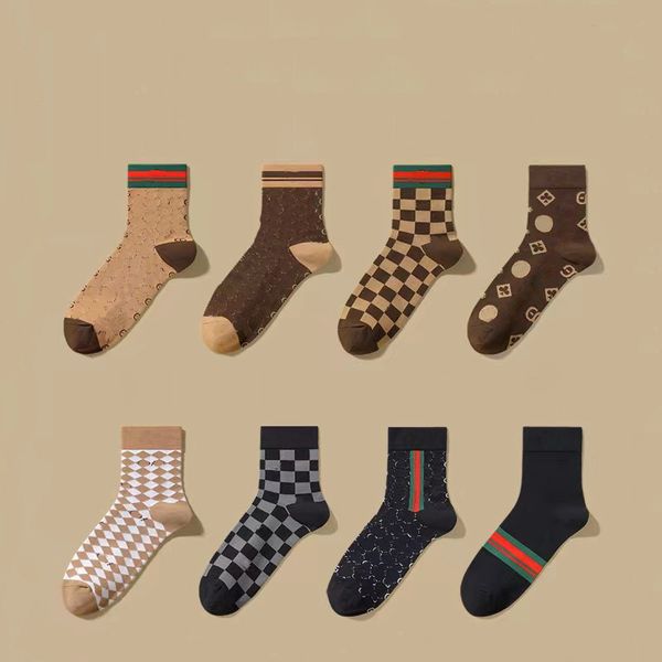 fashion mens streetwear socks women high street designer socks cotton letter printed 4 pic with box breathable football basketball sports so, Black
fashion mens streetwear socks women high street designer socks cotton letter printed 4 pic with box breathable football basketball sports so, Black