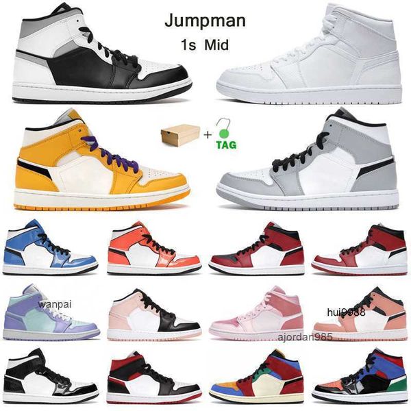 2023 jumpman 1s mid basketball shoes 1 mens trainers white shadow smoke grey ice cream university blue court purple womens outdoor sneakers, Black
2023 jumpman 1s mid basketball shoes 1 mens trainers white shadow smoke grey ice cream university blue court purple womens outdoor sneakers, Black
