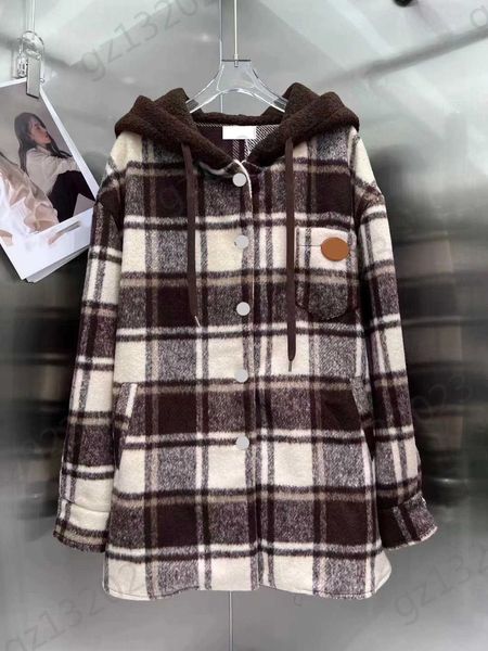 jacket womens logo decorative pocket contrast color plaid hooded jacket metal button thick warm long sleeves coats fashion designer women cl, Black;brown
jacket womens logo decorative pocket contrast color plaid hooded jacket metal button thick warm long sleeves coats fashion designer women cl, Black;brown