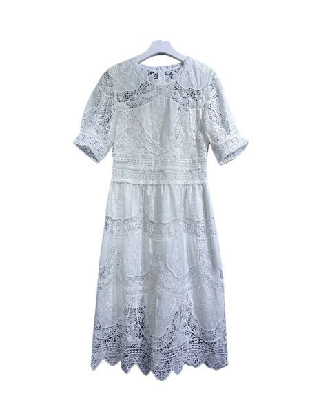 2023 spring new lady round neck premium water soluble flower short sleeve dress, Black;gray
2023 spring new lady round neck premium water soluble flower short sleeve dress, Black;gray