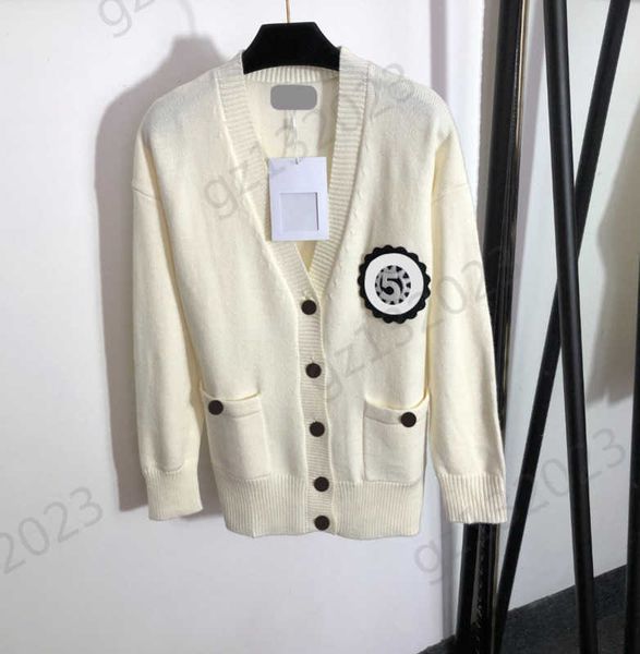 cardigan womens sweaters sunflower nail beading embroidery v-neck knit cardigans off shoulder long sleeve buttons knitwear brand women appar, White;black
cardigan womens sweaters sunflower nail beading embroidery v-neck knit cardigans off shoulder long sleeve buttons knitwear brand women appar, White;black