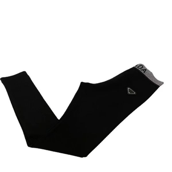 20ss women's leggings yoga pants pilates elastic tight hip lifting sports fitness nude high waist running sport workout trouses outdoor, Black;white
20ss women's leggings yoga pants pilates elastic tight hip lifting sports fitness nude high waist running sport workout trouses outdoor, Black;white