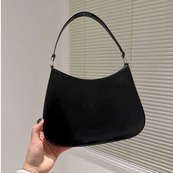 designer luxury women the tote bag fashion versatile handbags shoulder crossbody bags purse telfars totes large capacity saddle wallets 7a g
designer luxury women the tote bag fashion versatile handbags shoulder crossbody bags purse telfars totes large capacity saddle wallets 7a g