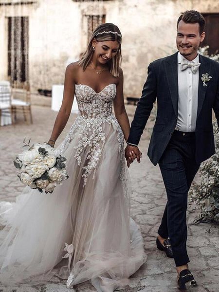classic boho tulle a-line wedding dresses long beach bridal gowns sleeveless sweetheart neck lace appliqued exposed boning corset bride vest, White
classic boho tulle a-line wedding dresses long beach bridal gowns sleeveless sweetheart neck lace appliqued exposed boning corset bride vest, White