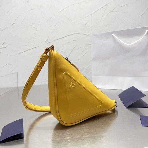 triangle bags womens designer bag purse leather handbags women shoulder bag fashion crossbody wallet luxurys handbag 221226
triangle bags womens designer bag purse leather handbags women shoulder bag fashion crossbody wallet luxurys handbag 221226