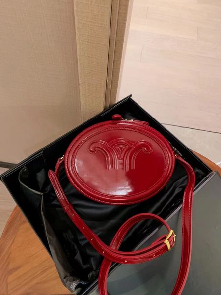 designer women's bag fashion senior texture round cake cross-body one shoulder small mini mobile phone bags
designer women's bag fashion senior texture round cake cross-body one shoulder small mini mobile phone bags