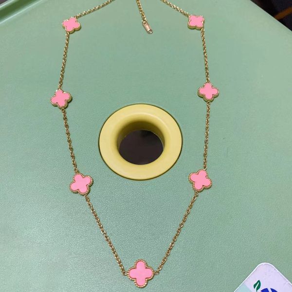 elegant design clover circle pendant necklace gold stainless steel necklaces for women gift, Silver
elegant design clover circle pendant necklace gold stainless steel necklaces for women gift, Silver